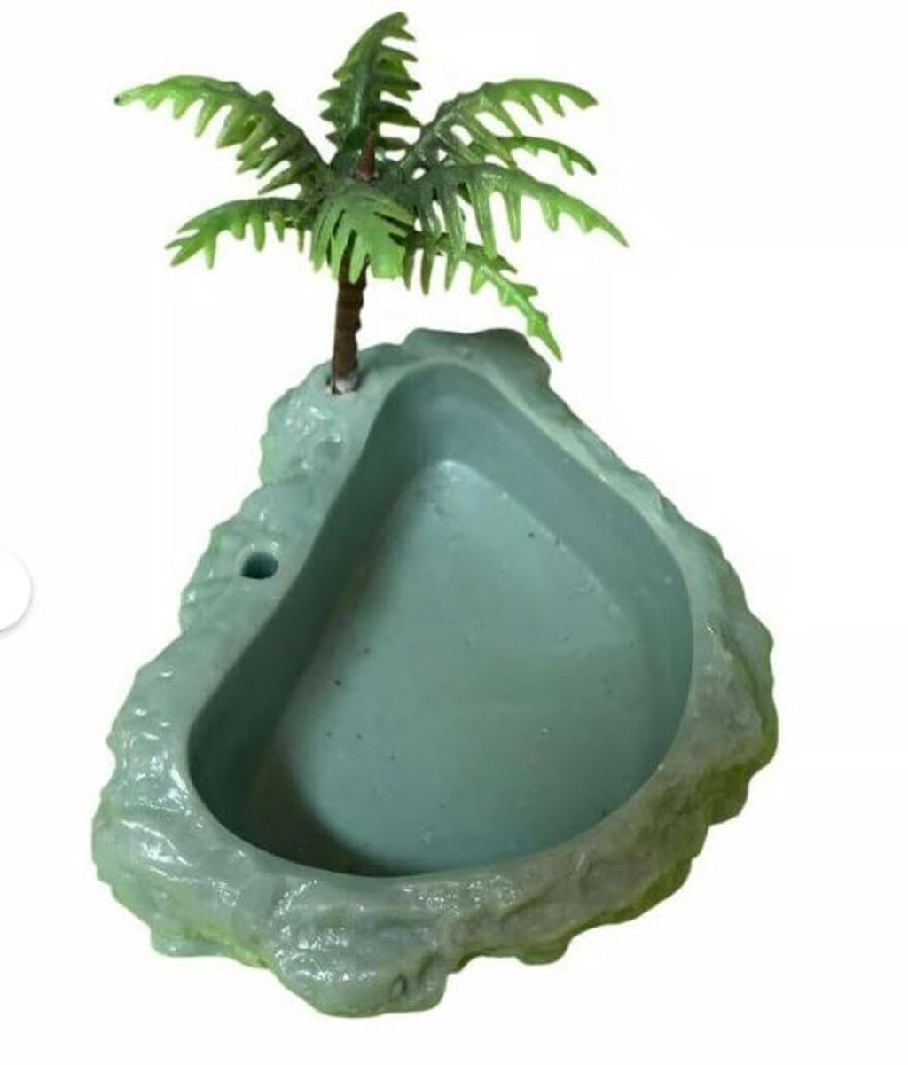 Heavyweight reptile dishes great for Crested Geckos , Tarantulas etc