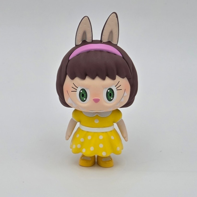 The Monsters - Toys Card Confirmed - Dolly