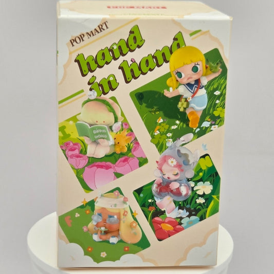 Popmart - Hand in Hand - Card Confirmed Trying to Think