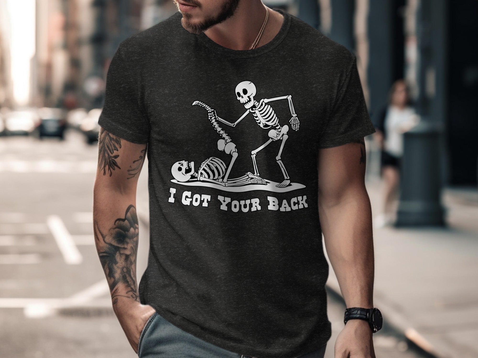 I Got Your Back Skeletons Funny Anatomy Joke Design T-Shirt