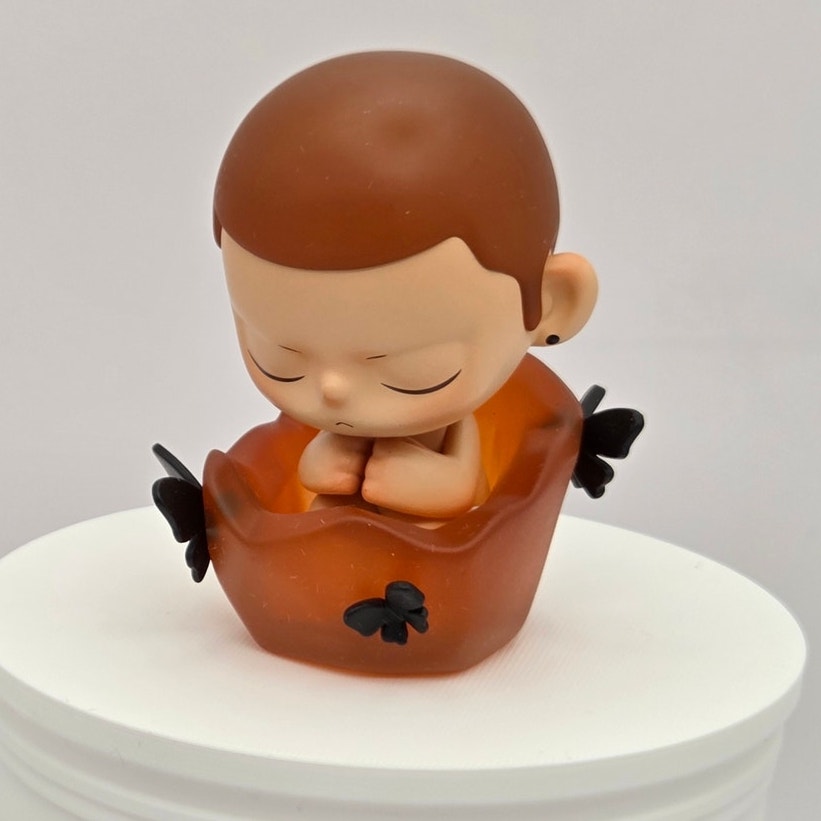 Popmart - Kubo Breathing in - Confirmed Eternal Amber