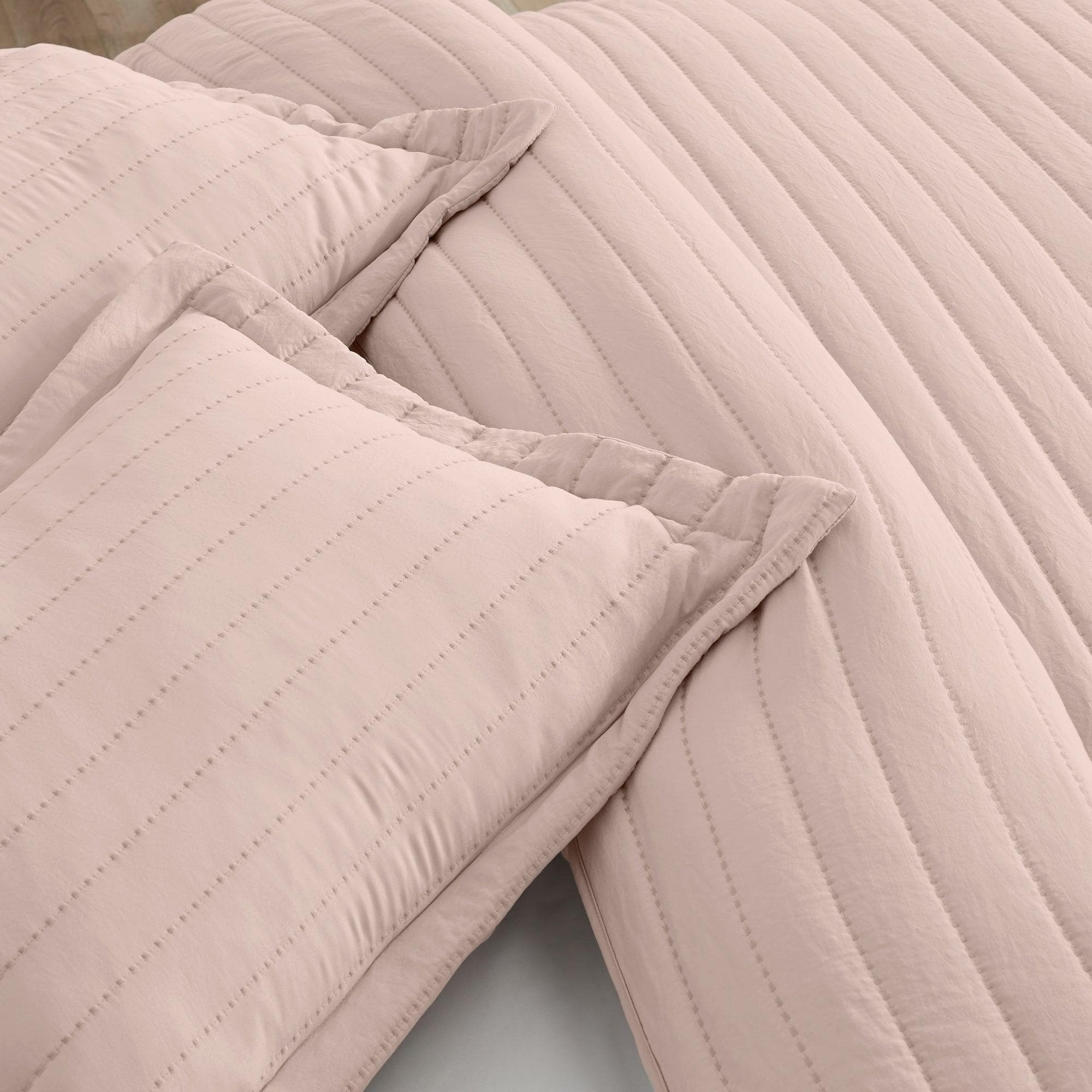 Solid Striped Quilt - Virginia Collection