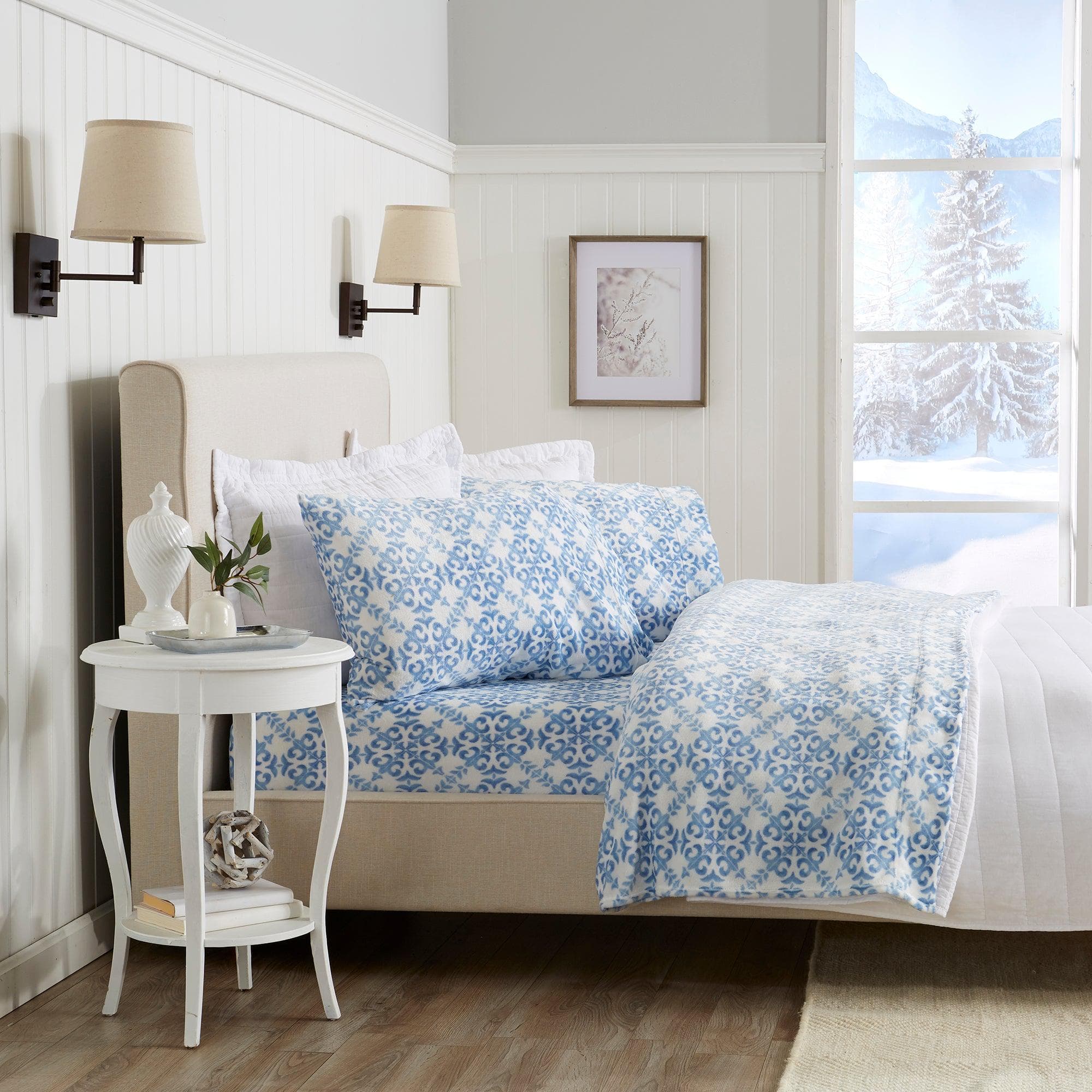 Printed Plush Sheet - Velvet Luxe Lattice Collection