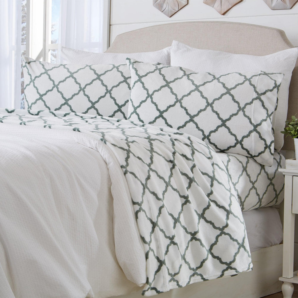 Printed Plush Sheet - Velvet Luxe Lattice Collection