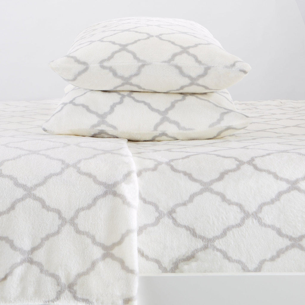 Printed Plush Sheet - Velvet Luxe Lattice Collection