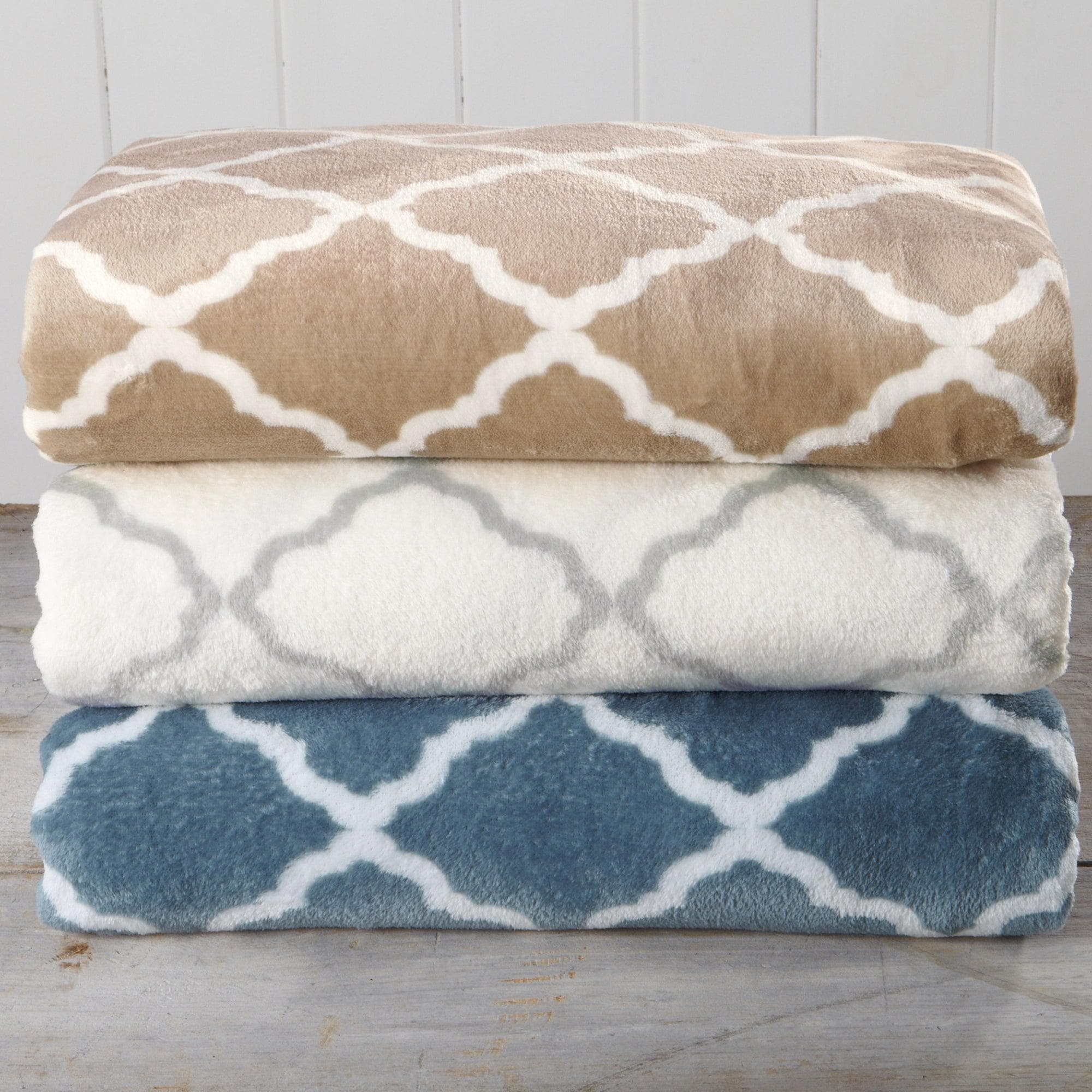 Printed Plush Sheet - Velvet Luxe Lattice Collection
