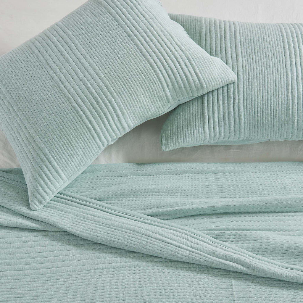 Jersey Knit Quilt Set - Natalie Collection
