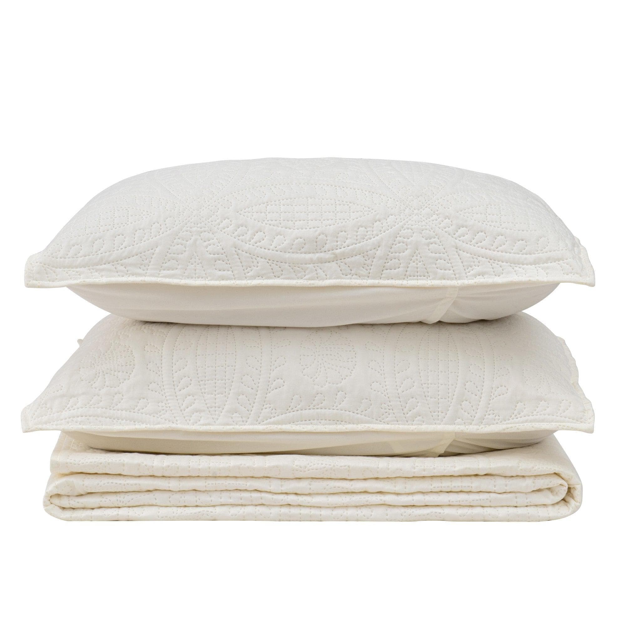 Oversized Medallion Quilt Set - Clara Collection