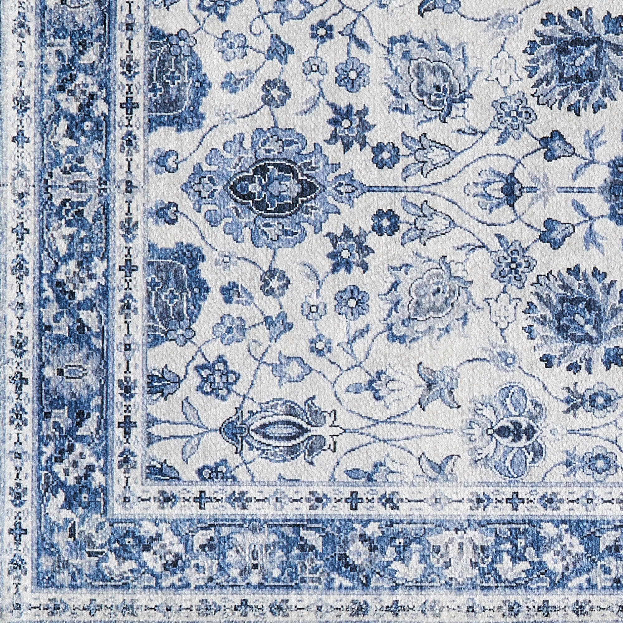 Floral Machine Washable Accent Rug 2' x 3' - Matra Collection