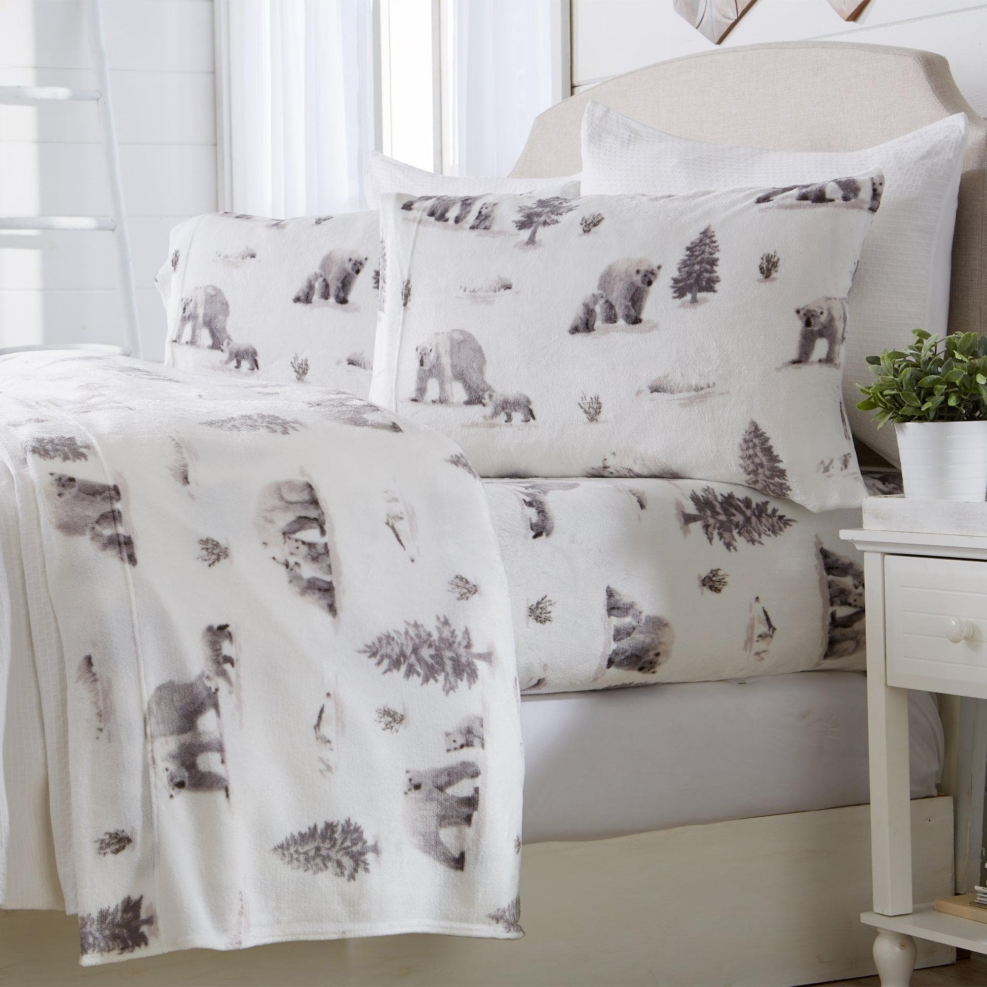Printed Plush Sheet - Velvet Luxe Collection