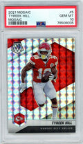 Graded 2021 Panini Mosaic Tyreek Hill #5 Mosaic Football Card PSA 10 Gem Mint