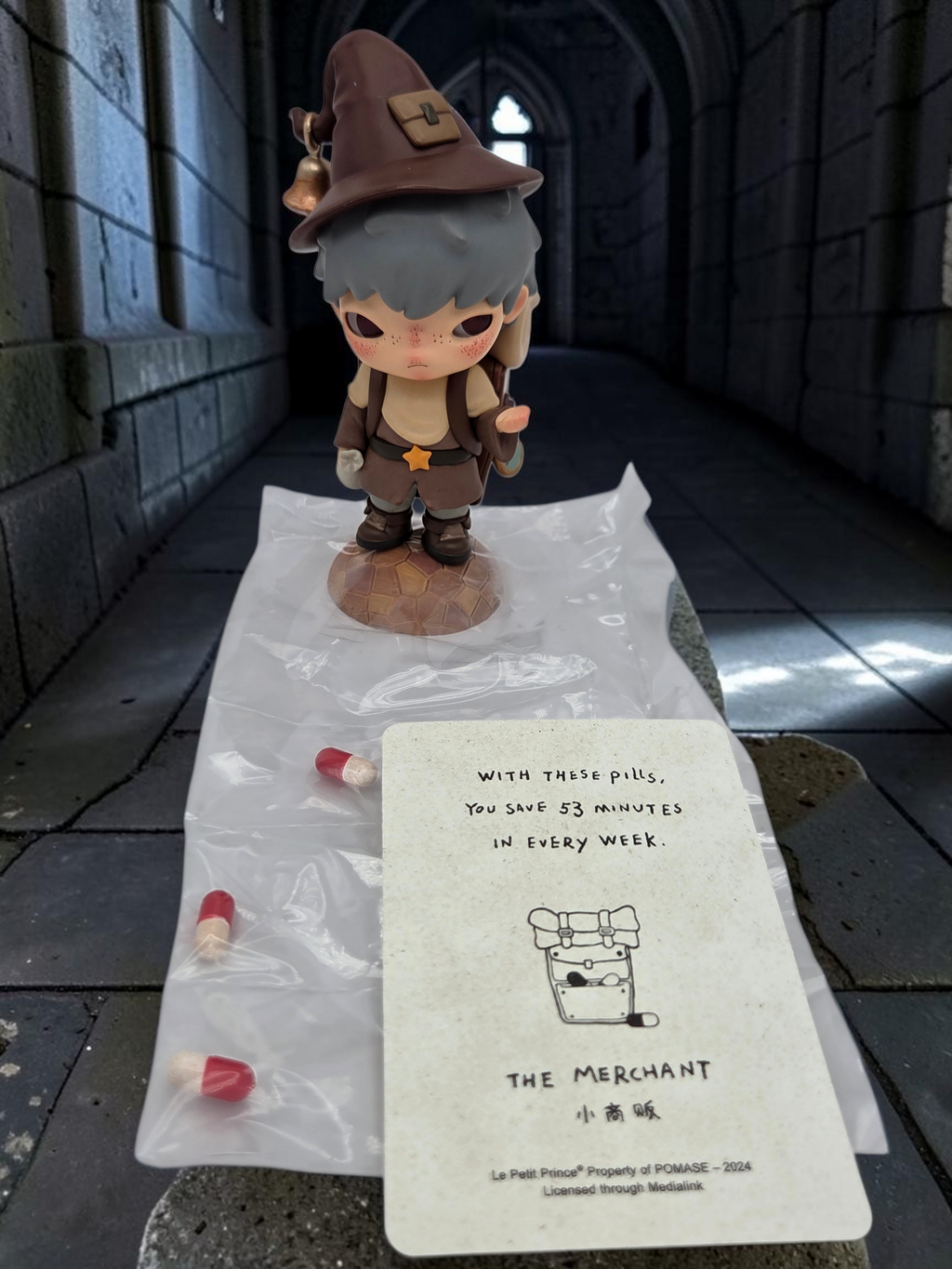 Momof2boyz Shop Hirono Le Petit Prince The Merchant figure with character card and pill accessories on stone floor