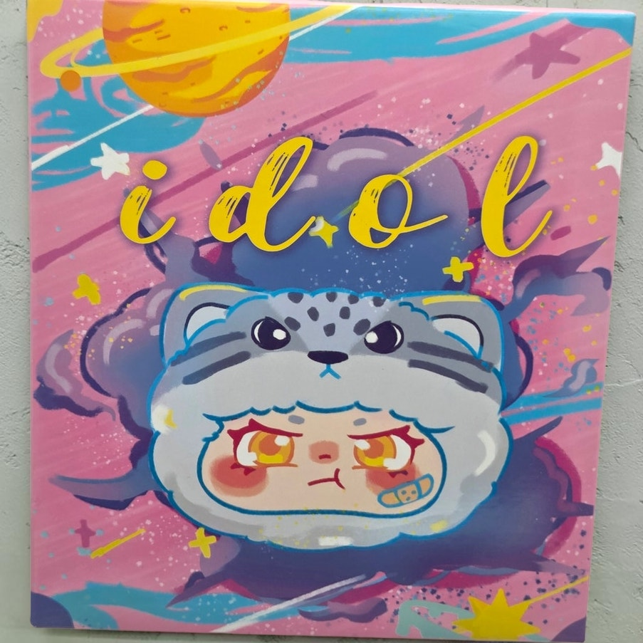 Momof2boyz Shop Idol Plush first gen animal blind box art featuring a cute character in a snow leopard hood