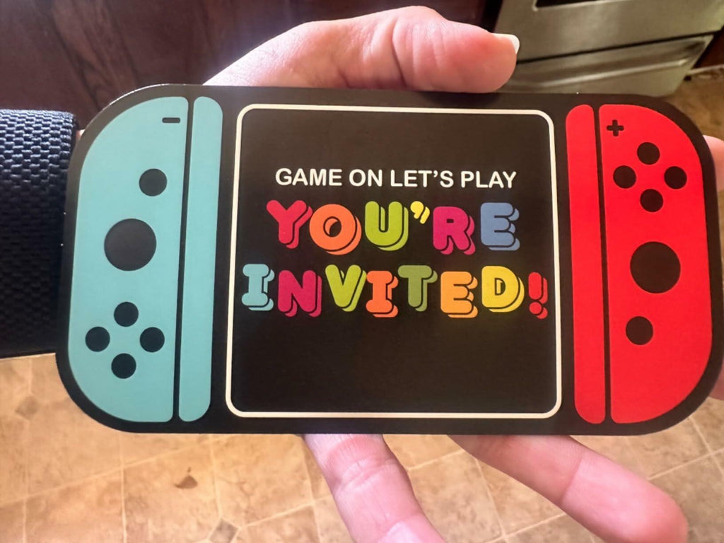 VAVINCI Video Gamer Birthday Invitations 30 Set Red Blue with Envelopes