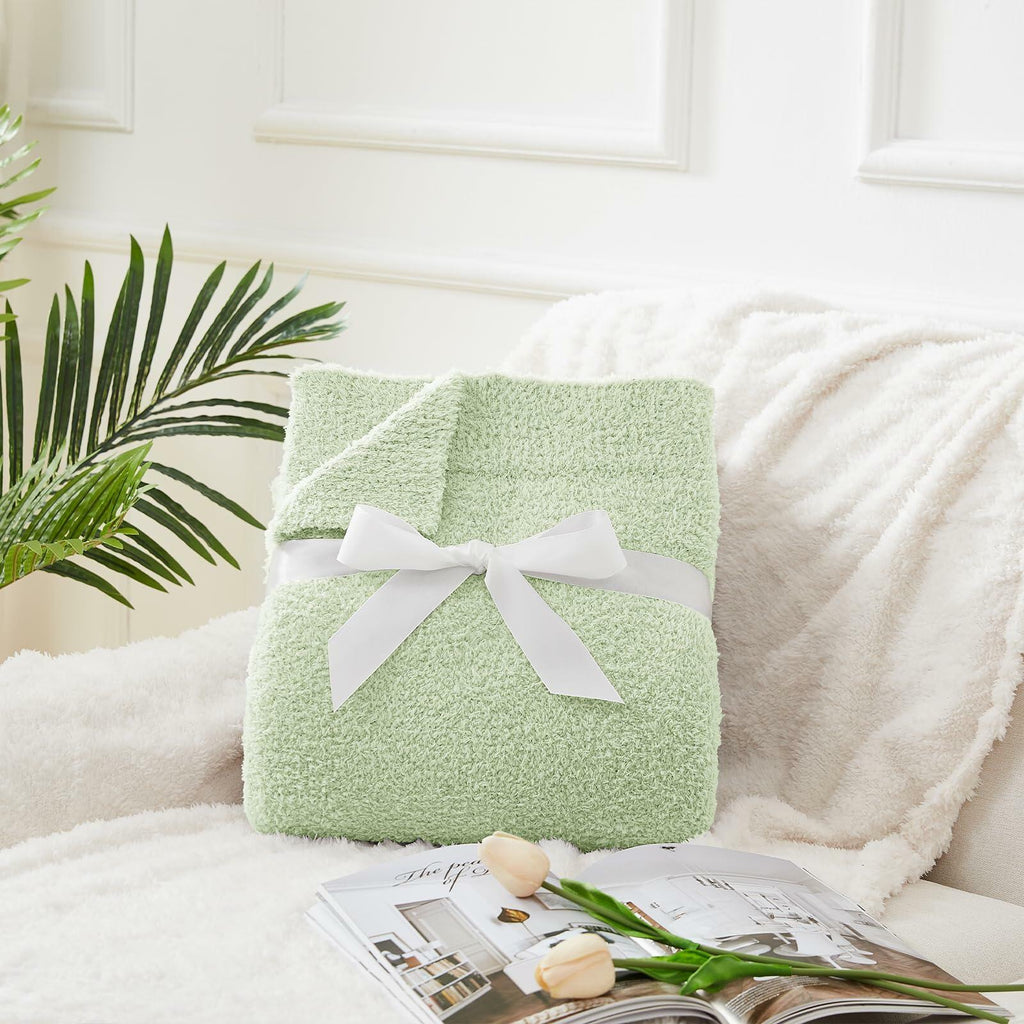 CYMULA Knit Throw Blanket Mint Green Lightweight Plush 50x60 inches