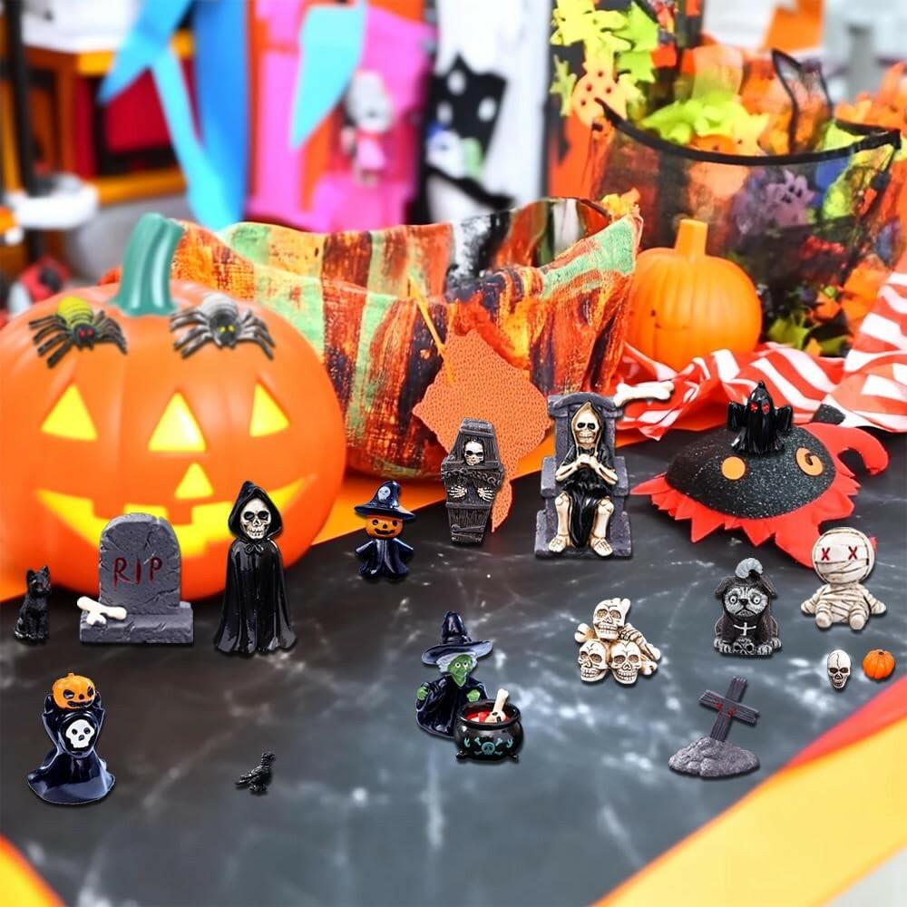 Halloween Mini Figurines 32 Pcs Resin Ornaments Miniature Garden Decor