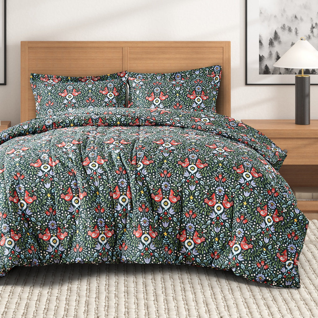 Reversible Christmas Comforter and Sham Set - Holiday / Lodge Odette Collection